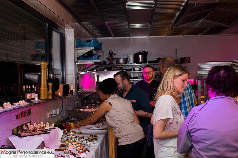 Magnie Personalservice - News - Küchenparty Jubiläum 10 Jahre